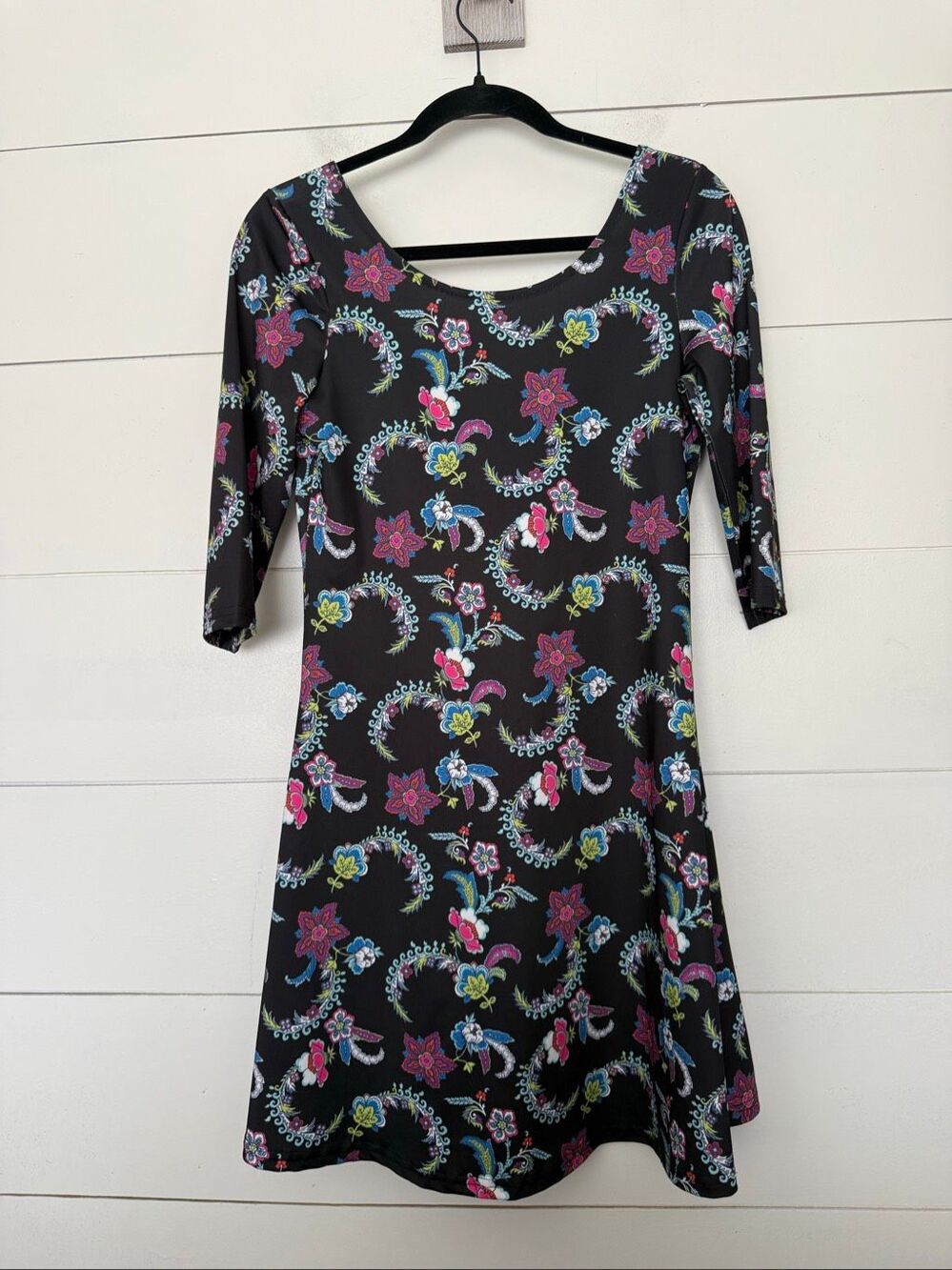 Tracy Negoshian Women’s XXS Black Floral 3/4 Sleeve Dress